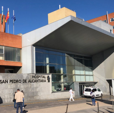 Zamora guarda silencio por las víctimas del atentado de Barcelona 