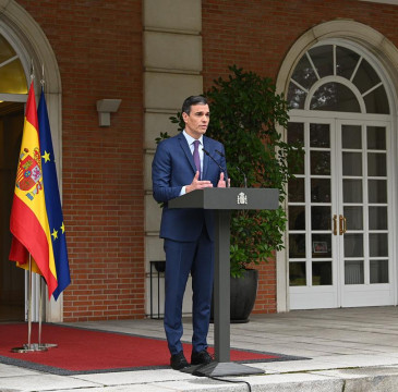 Zamora guarda silencio por las víctimas del atentado de Barcelona 