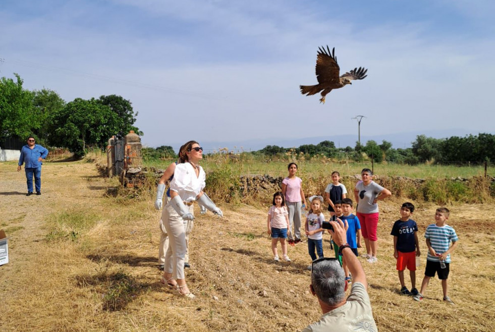 La Junta celebra el Día Mundial del Medio Ambiente con una suelta de aves