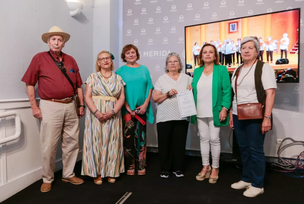 Mérida recibe la distinción de ciudad amigable con las personas mayores