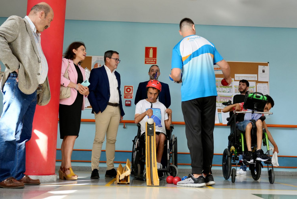 La Diputación de Badajoz y Aspace reformarán dos viviendas para personas con parálisis cerebral