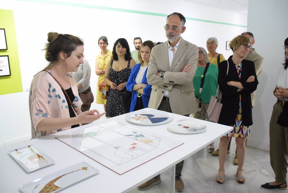 Un mundo propio, una exposición colectiva de cinco ilustradoras extremeñas en Badajoz