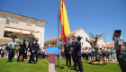 Aznar y Ana Botella participan en Jaraíz de la Vera en el izado de la bandera de España