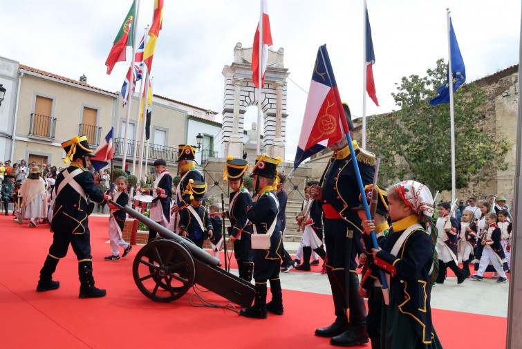 La Albuera renueva su compromiso por la paz y la libertad en el 213 aniversario de su batalla