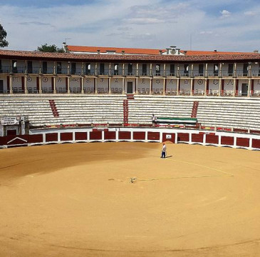 Zamora guarda silencio por las víctimas del atentado de Barcelona 