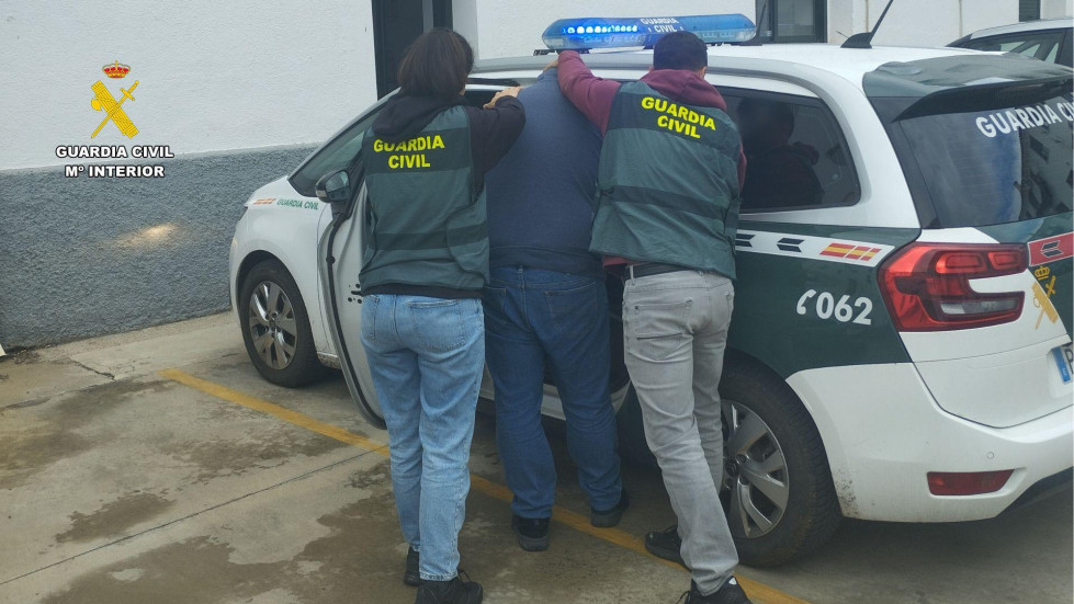 Detenidas tres personas acusadas de cometer varios robos en el norte de Cáceres