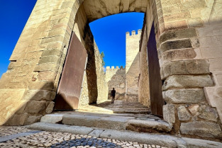 La Puerta del Capitel de la Alcazaba de Badajoz permanecerá cerrada el próximo lunes