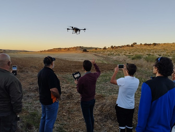 EL CFMR de Villafranca oferta un curso de drones para la aplicación de productos fitosanitarios