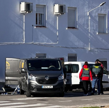 Zamora guarda silencio por las víctimas del atentado de Barcelona 