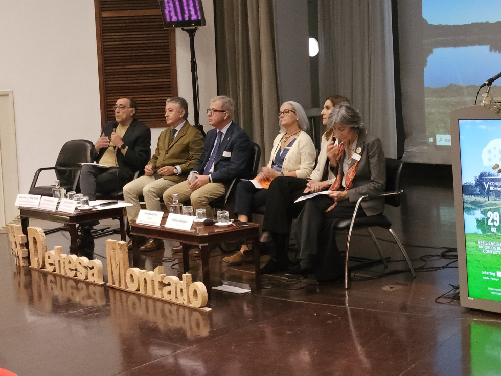 Extremadura participa en el V Congreso Ibérico de la Dehesa y el Montado