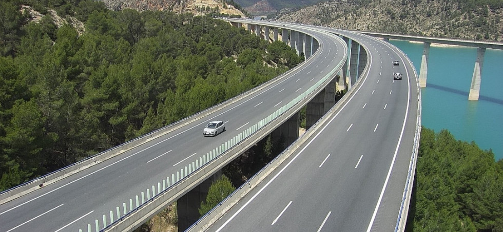 La DGT prevé más de 85.000 desplazamientos en Extremadura con motivo del puente de Los Santos