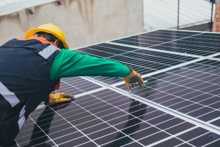 Placas solares en Badajoz: un paso hacia la sostenibilidad con Quantica Renovables