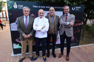 El popular chef cacereño Toño Pérez promociona las bondades de la carne de caza