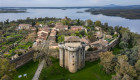 El influencer turístico Pedro Torrijjos pomociona uno de los pueblos abandonados de Extremadura