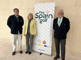 Un proyecto deportivo conectará a turistas y viajeros con los campos de golf de Extremadura