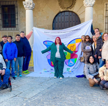 Zamora guarda silencio por las víctimas del atentado de Barcelona 