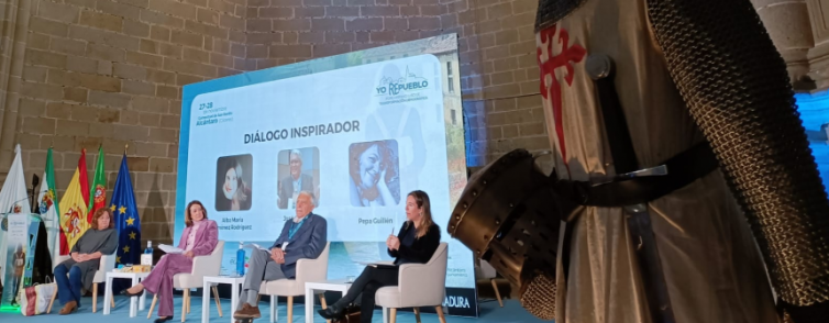 El foro 'Yo Repueblo' reivindica en Alcántara un pacto urbano-rural para frenar la despoblación