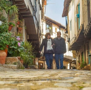 Zamora guarda silencio por las víctimas del atentado de Barcelona 