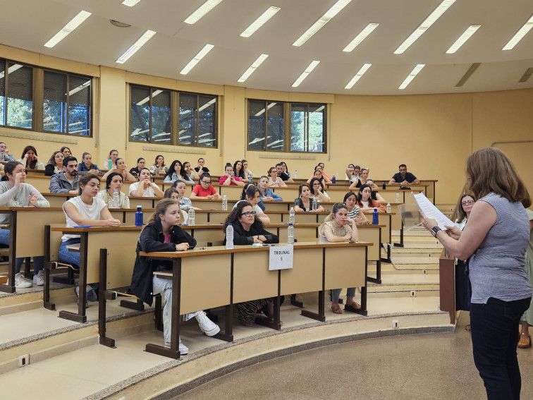 Más de 800 docentes se convertirán en funcionarios de carrera el 31 de diciembre