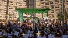 La Joven Orquesta y la Banda de Música de Mérida ofrecen un concierto de Navidad frente al hospital