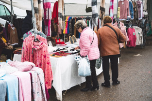 Mérida mantiene su mercadillo los días 24 y 31 de diciembre