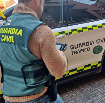 Zamora guarda silencio por las víctimas del atentado de Barcelona 