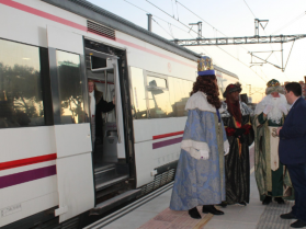 Los Reyes Magos y su comitiva llegarán a Badajoz en tren el día 5