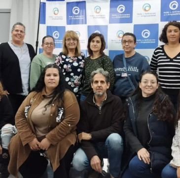 Zamora guarda silencio por las víctimas del atentado de Barcelona 