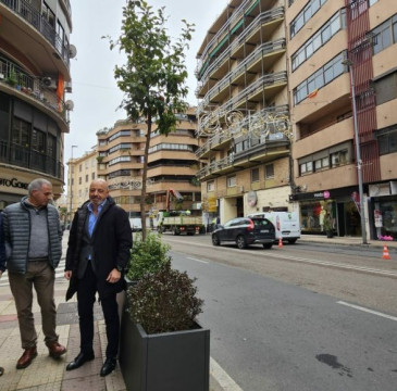 Zamora guarda silencio por las víctimas del atentado de Barcelona 