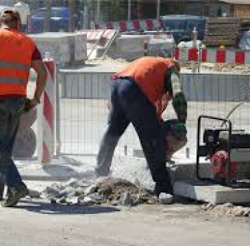 Zamora guarda silencio por las víctimas del atentado de Barcelona 