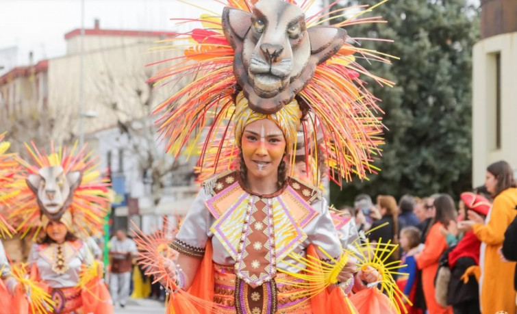 El desfile del Carnaval Romano volverá a llenar de ritmo y color las calles de Mérida