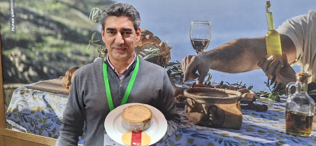 La Torta del Casar destaca en Fitur como uno de los grandes atractivos gastronómicos de Extremadura