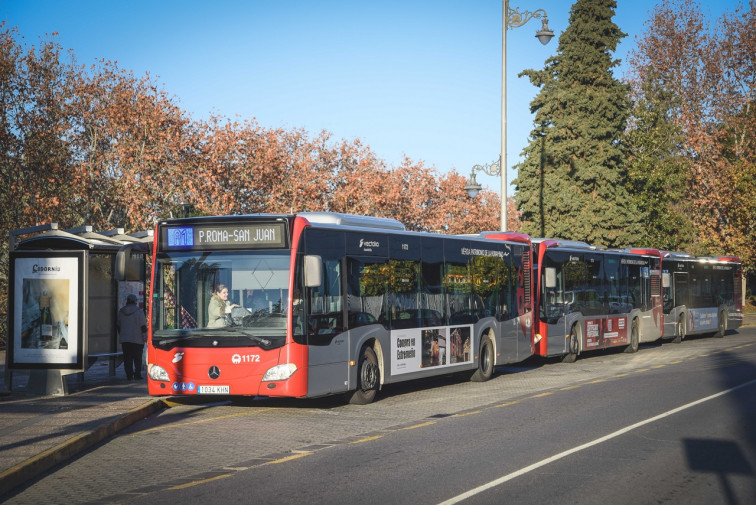 El Ayuntamiento de Mérida asumirá la bonificación del 100% de los bonos de transporte urbano