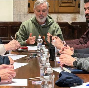 Zamora guarda silencio por las víctimas del atentado de Barcelona 