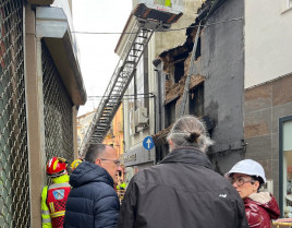 Las lluvias provocan el derrumbe de parte de un edificio en Navalmoral