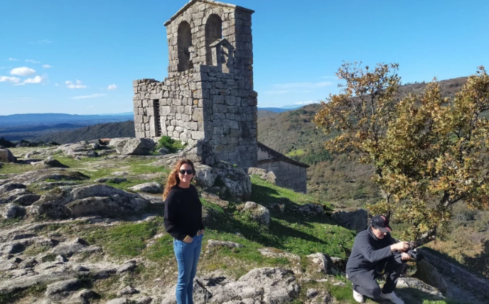 Castillo trevejo turismo turistas viajeros extremadura sierra de gata