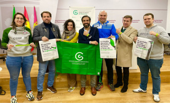 Distintos equipos de Plasencia se unen para conmemorar el Día Mundial contra el Cáncer