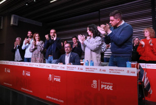 Morales da un paso al lado en el PSOE de Cáceres y fija el 9 y el 16 de marzo para las primarias