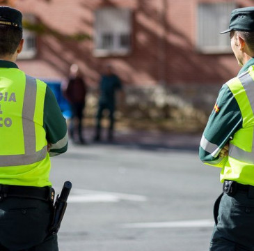 Zamora guarda silencio por las víctimas del atentado de Barcelona 