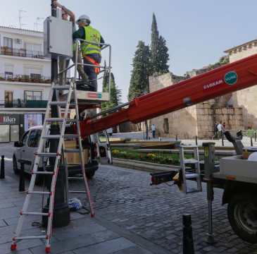 Zamora guarda silencio por las víctimas del atentado de Barcelona 