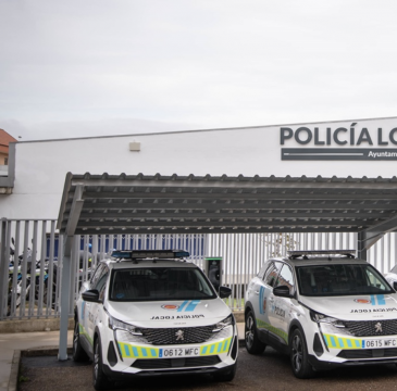 Zamora guarda silencio por las víctimas del atentado de Barcelona 