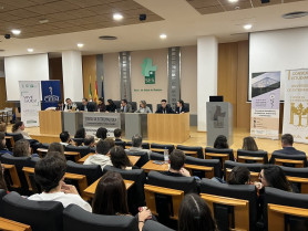 Estudiantes de medicina de 26 universidades españolas debaten en Badajoz sobre inteligencia artificial