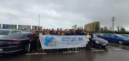 Caravana para reivindicar la conversión en autovía de la carretera que une Badajoz y Huelva